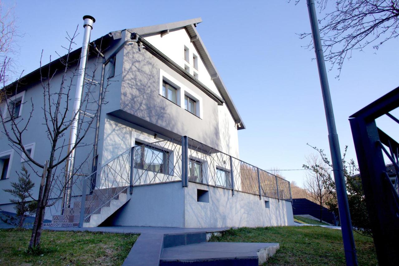 Bed and Breakfast Mira By Atra Teşila Zewnętrze zdjęcie