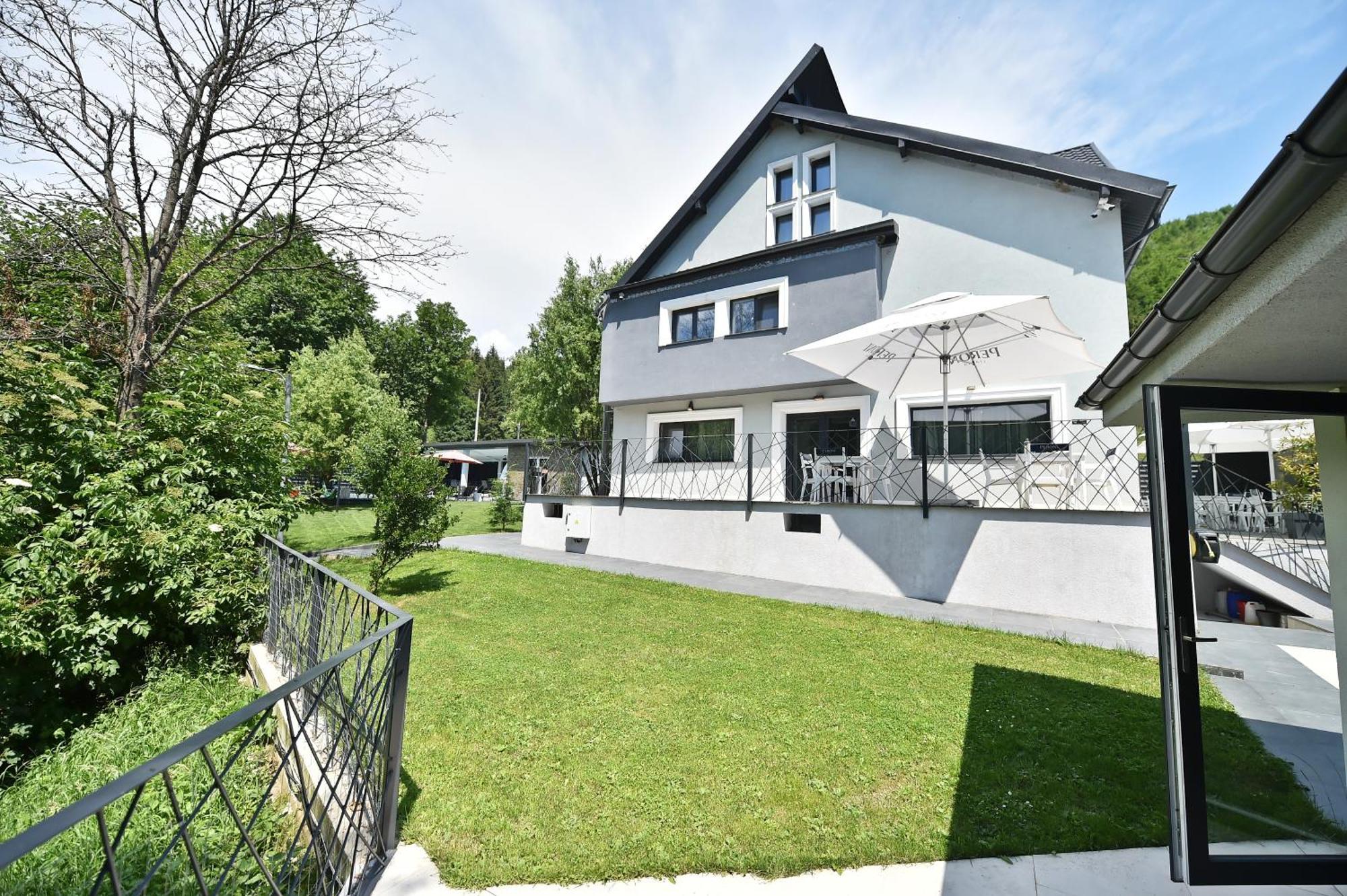 Bed and Breakfast Mira By Atra Teşila Zewnętrze zdjęcie